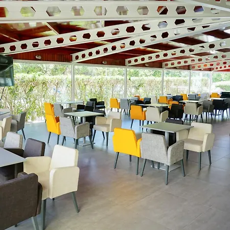 Ohtels Belvedere 3*
