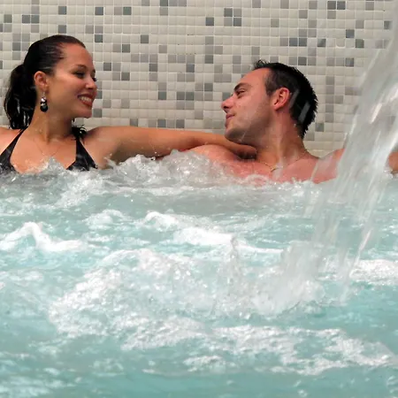 Ohtels Belvedere Szálloda 3*